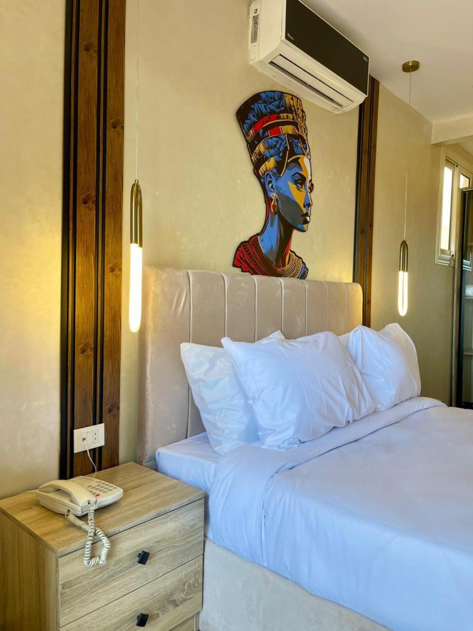 Cleopatra Tower Pyramid View Hotel Kafret el-Gabal Eksteriør billede